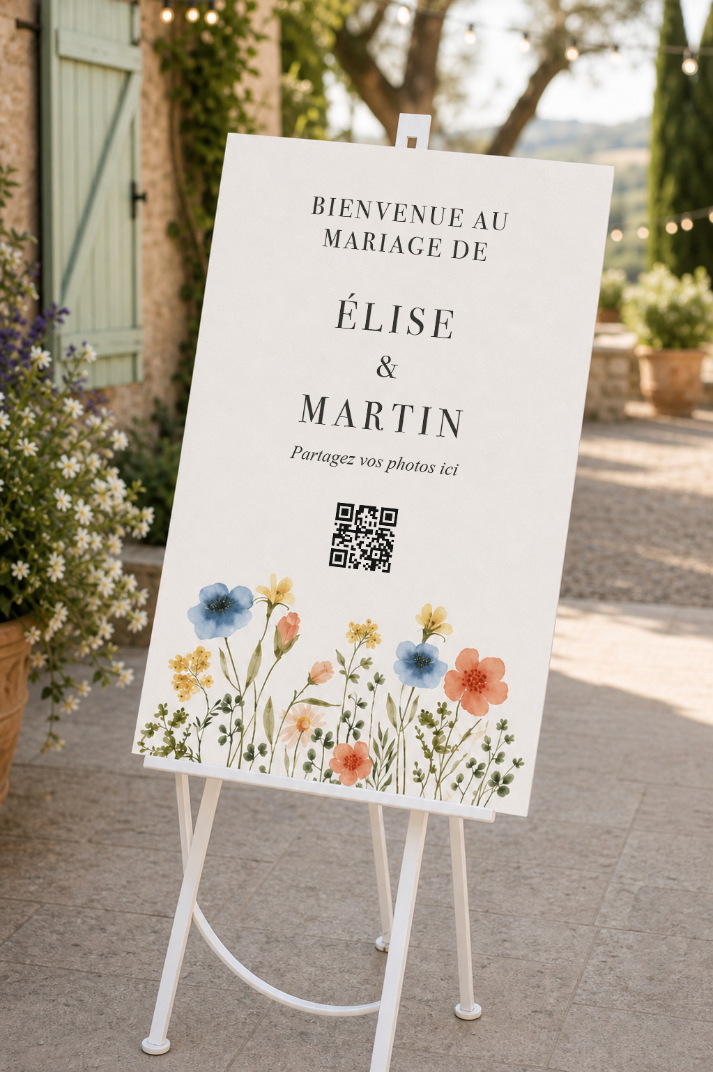 Grand panneau de bienvenue Forever Memories avec QR code sur un chevalet de mariage